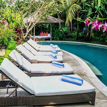 Villa Sipo Seminyak Pokoj fotografie